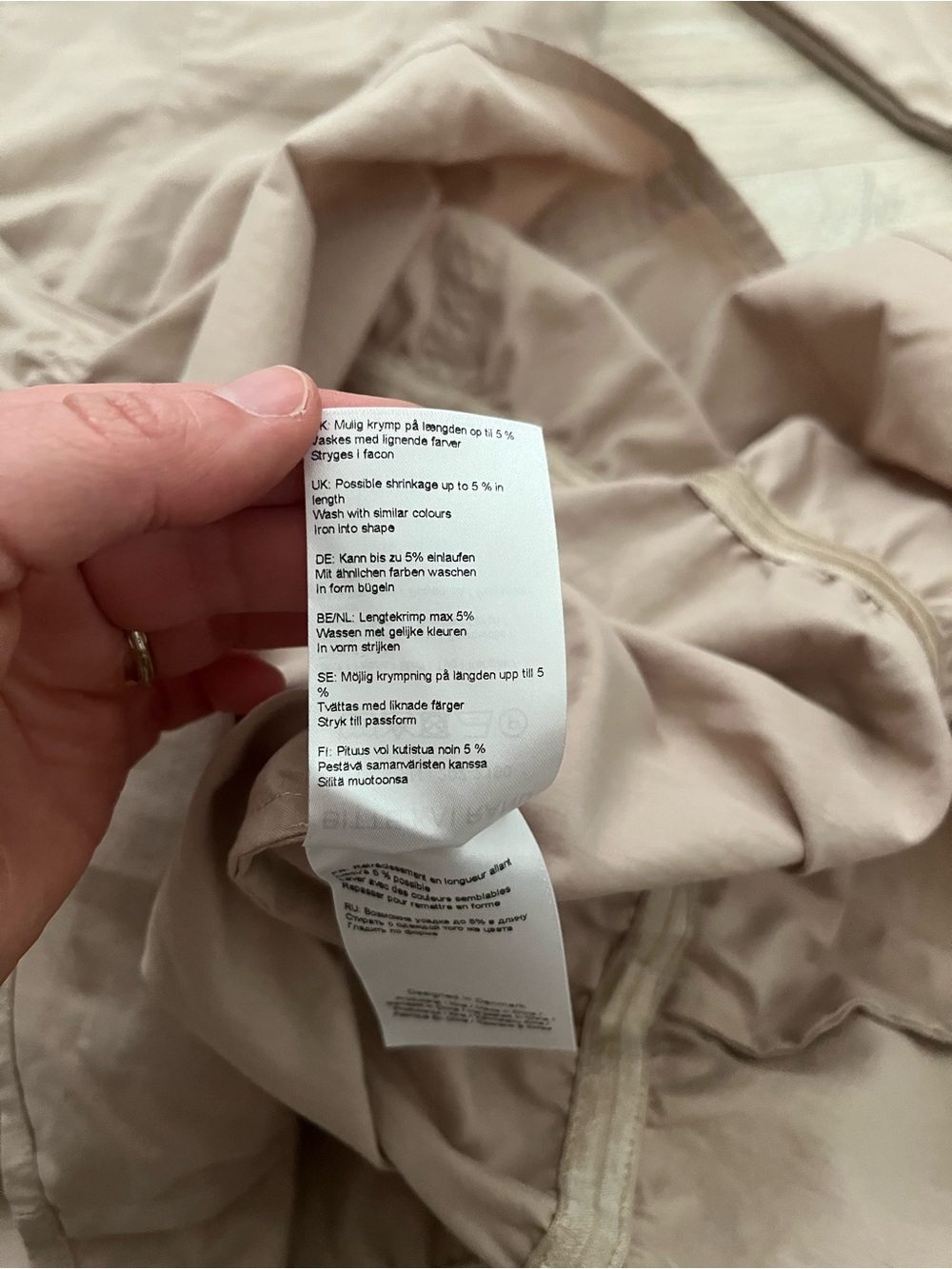 Bitte Kai Rand Women’s Light Taupe V-Neck Midi Dress with Ruffle Hem Size Small - Picture 5 of 7